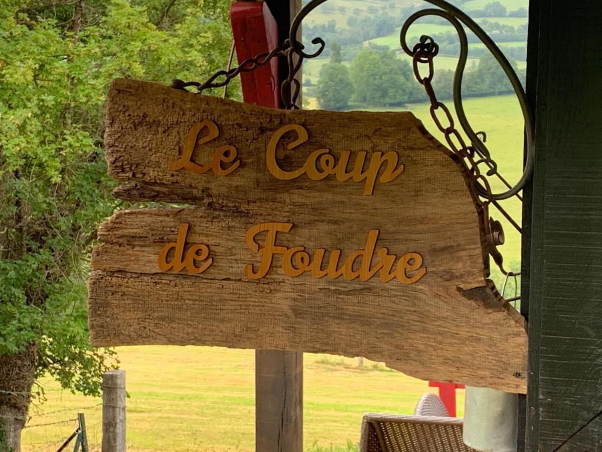 Gite Insolite "Le Coup De Foudre" Sa Vue Panoramique Vimoutiers Buitenkant foto